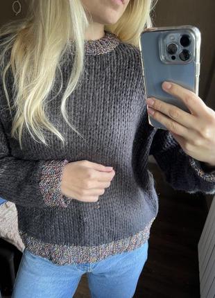 Новий светр bershka. розмір м. але без бирки. дуже гарний