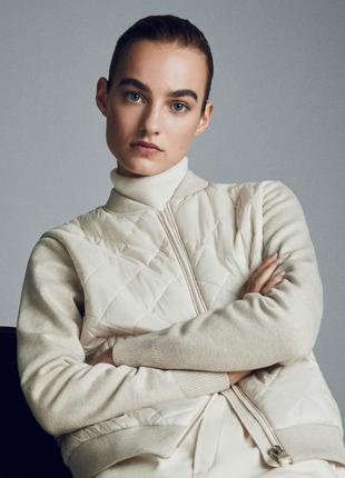 Роскошный пуффер бомбер massimo dutti стиль old money