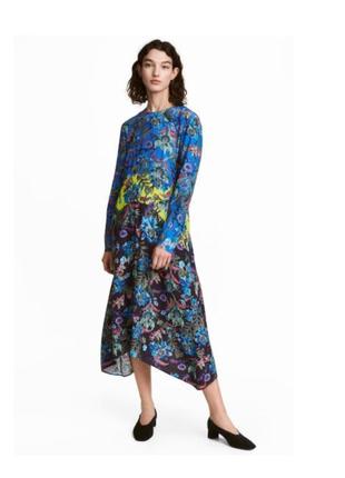 Платье миди h&m в цветочный принт.