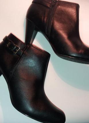 Ботинки женские кожаные m&s footglove wider fit 7р( 41)8 фото