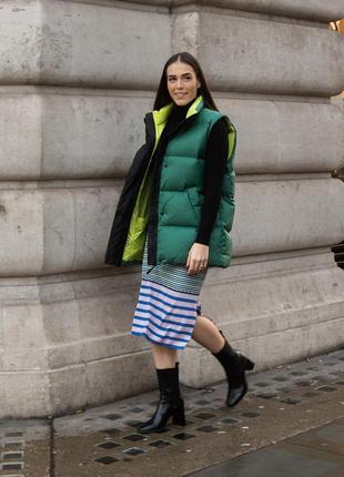 Пуховая зеленая жилетка жилет безрукавка оверсайз uniqlo + marni оригинал