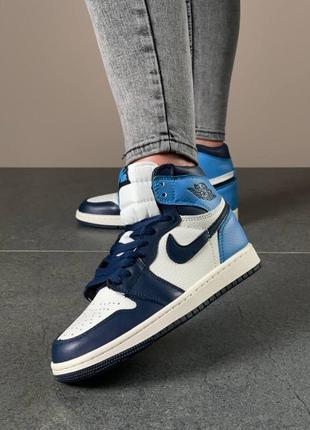 Жіночі блакитні кросівки nike air jordan 1 high blue white black