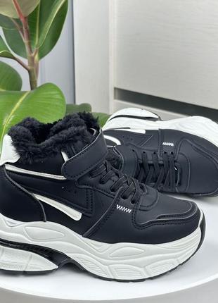 Ботинки черные, зима1 фото