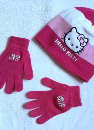 Комплект hello kitty шапочка и перчатки на 5-8 лет