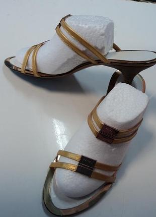 Босоножки (сделаны в италии) 37, 5 р 4