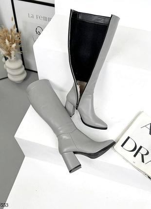 Чоботи жіночі