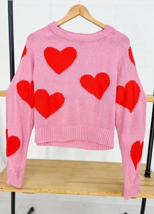 Розовый свитерик с сердечками