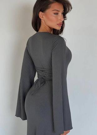 Неймовірно жіночна, елегантна довга сукня максі в рубчик зі шнурівкою на спині9 фото
