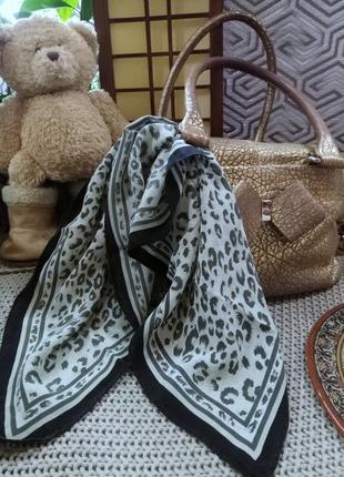 Невесомый шелковый итальянский платок