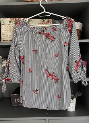 Блуза в полоску с вышивкой розы итальялия2 фото