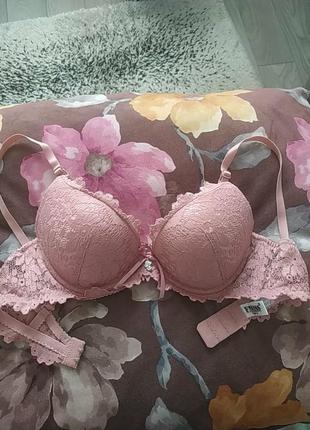 Бюстгальтер / ліф