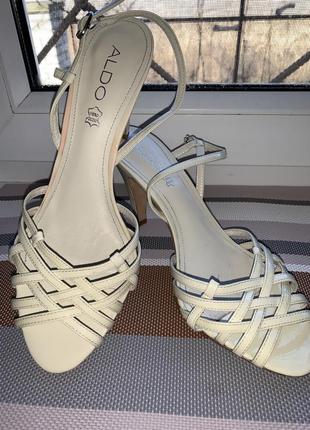 Босоножки aldo кожаные подошва тоже кожа1 фото