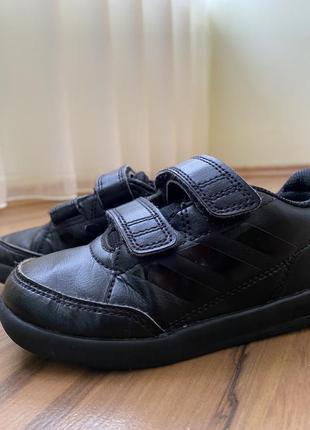 Кросівки adidas