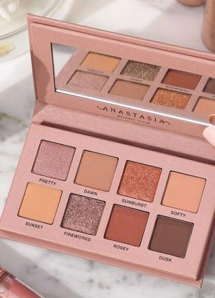 Палетка anastasia beverly hills glam to go1 фото