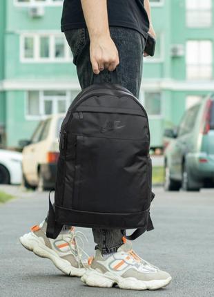 Спортивный городской рюкзак nike ful черный тканевый на 17 л с отделом для ноутбука молодежный4 фото