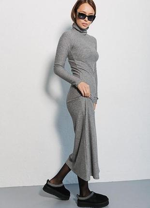 Жіноча довга тепла сукня міді з текстурного трикотажу