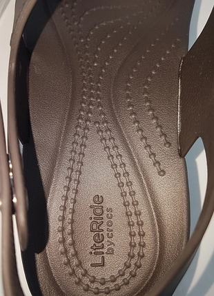 Сандали brooklyn croco Edge crocs оригинал!8 фото