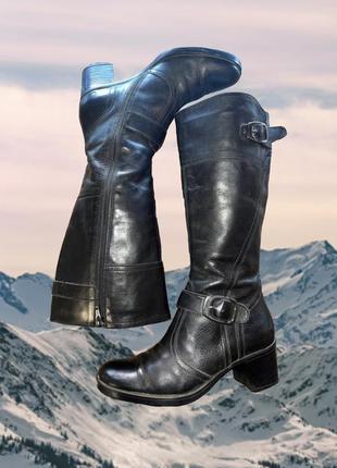 Зимові шкіряні чоботи janet d високі оригінальні чорні на підборах