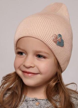 Дитяча шапка для дівчинки
