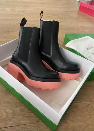 Новые стильные кожаные 38 размер