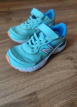 Кроссовки new balance