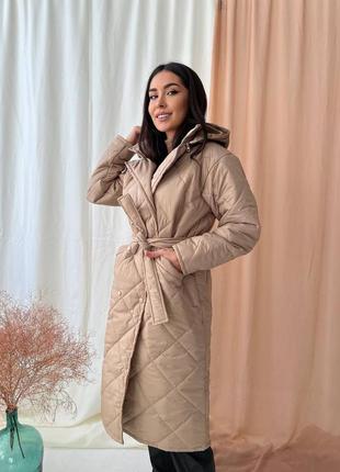 Зимове пальто з поясом