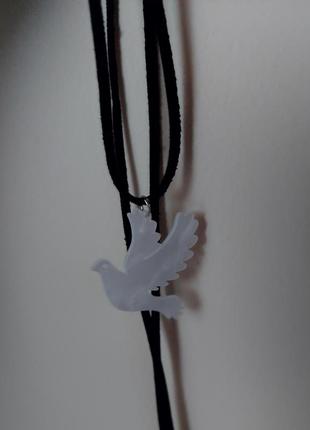 Чокер с подвеской горлица голубая птичка черный шнурок на шею чокер с горлицей с...