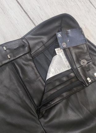 Стильні чорні подовжені шорти зі штучної шкіри canda premium9 фото