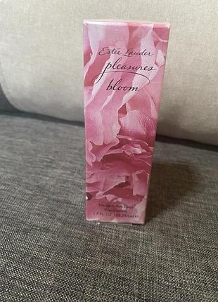 Estee lauder pleasures bloom парфумована вода 50 мл, оригінал.