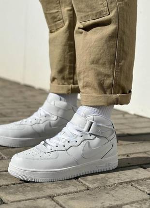 Зимові високі кросівки nike air force high winter premium 
унісекс модель. колір білий