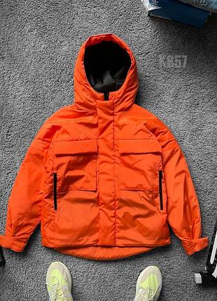 Ветровка оранжевая