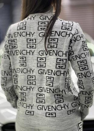 Розпродаж! жiночiй спортивний костюм givenchy4 фото