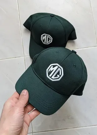 Кепка бейсболка мужская от бренда mg( official merchandise) новая, состояние идеальный цвет зеленый