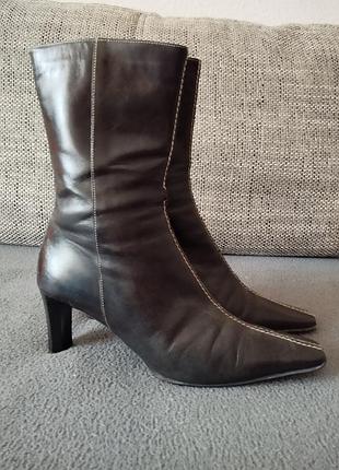 Чоботи осінні