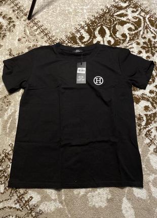 Футболка жіноча