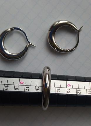 Серьги и кольцо в одном стиле.5 фото