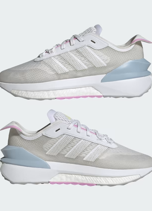 Легкі кросівки adidas avryn ig06452 фото