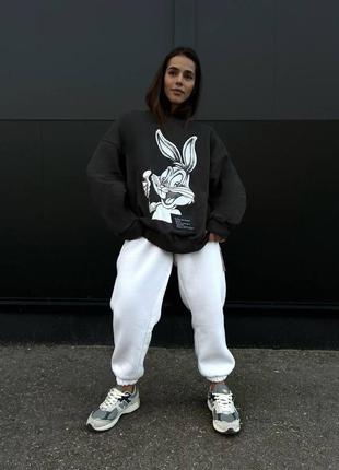 Костюм "rabbit "стильний костюм oversize 🔥
штани на резинці ,обьемна кофта.