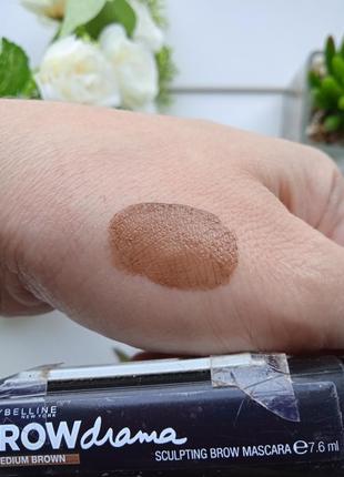 Моделирующая тушь для бровей maybelline new york brow drama sculpting brow mascara тон...