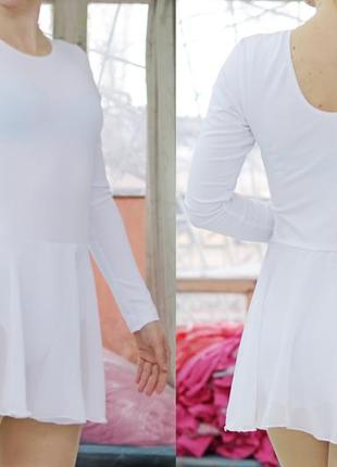 Купальник гимнастический с шифоновой юбкой.