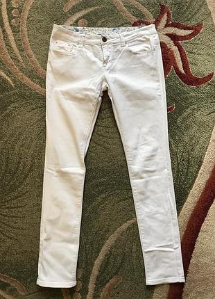 Білі джинси