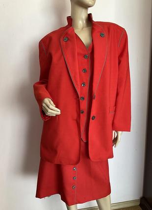 Красный костюм тройка- батал/ 50/