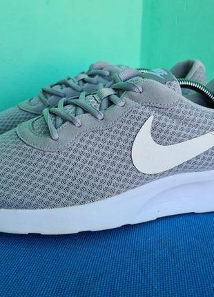 Teal nike tanjun on sale