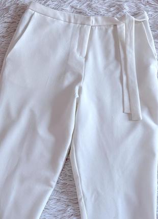 Базовые белые брюки missguided1 фото