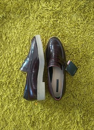 Лофери нові zara