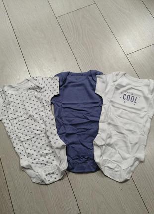 Набор бодиков для малышей 0-1 месяцев, 56 см., бренда primark, новые.