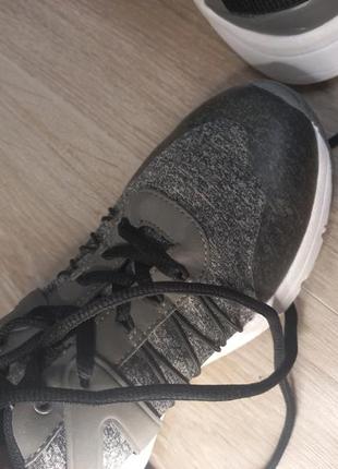 Кросівки graceland