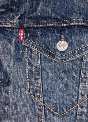 Джинсова куртка