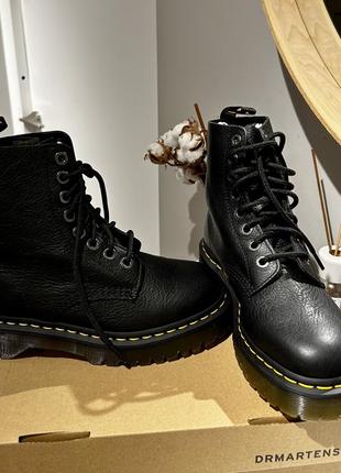 Черевики жіночі dr martens