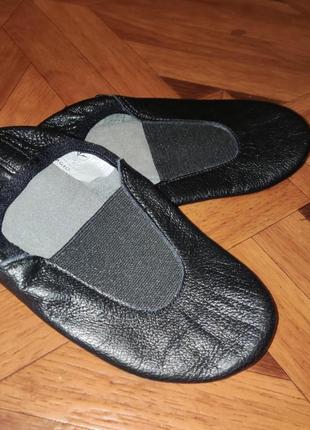 Кожаные чешки pellagio